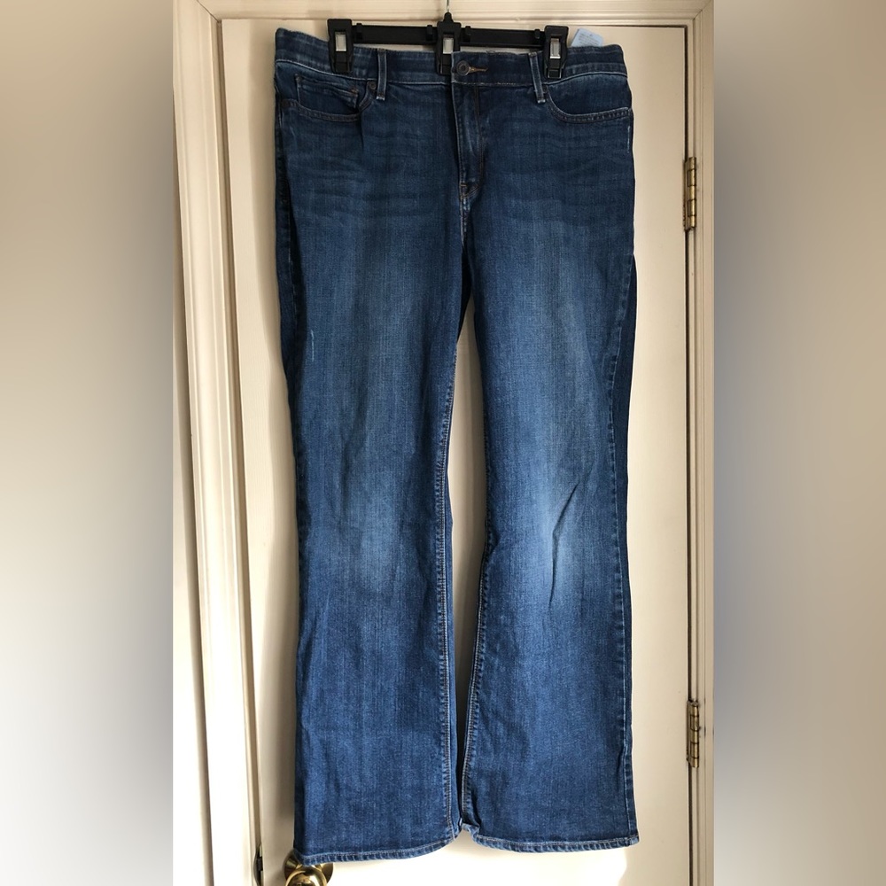 Ladies Levi Boot cut 525